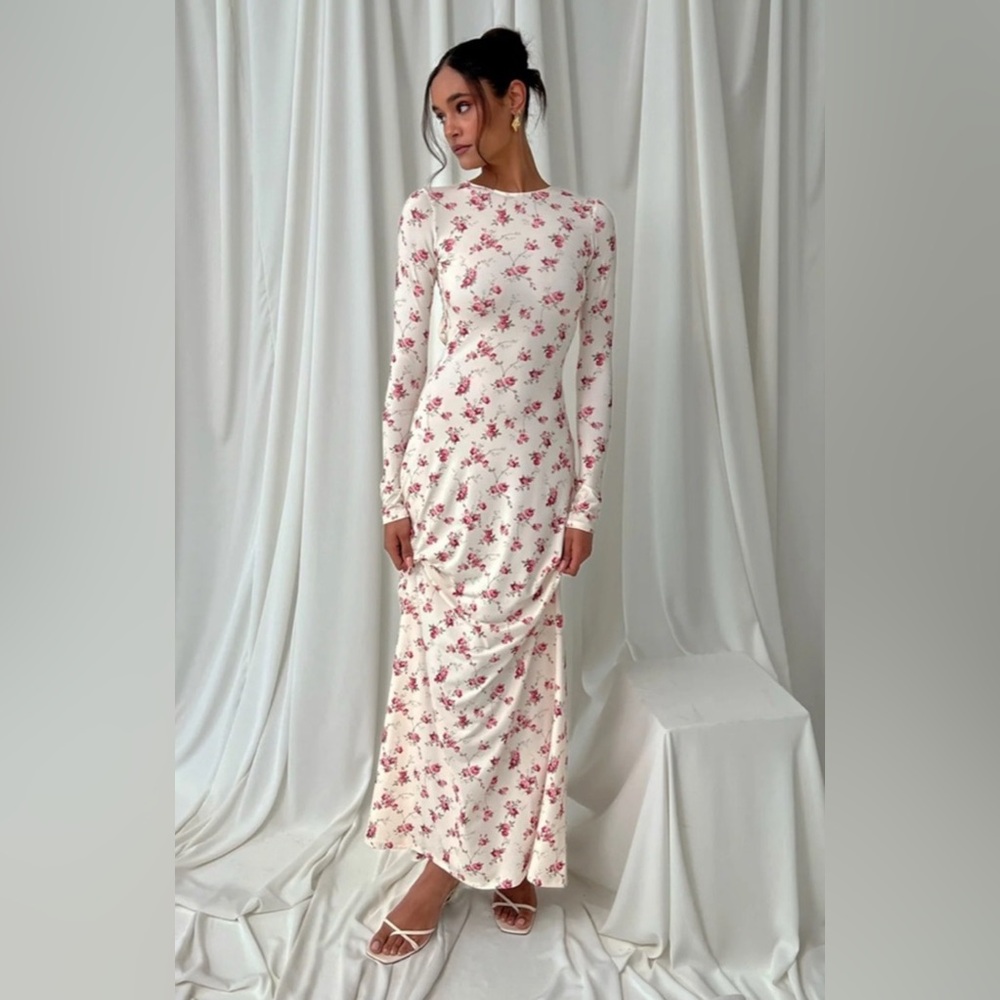 WEWOREWHAT Floral Cutout Maxi Dress